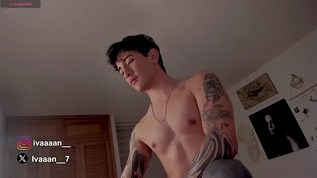 ivaaaan  online show from 01-21-25, 10:41