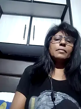 Snapshot of MsAttitude chatting on 12-10-24, 05:11 MsAttitude online show from 12-10-24, 05:11