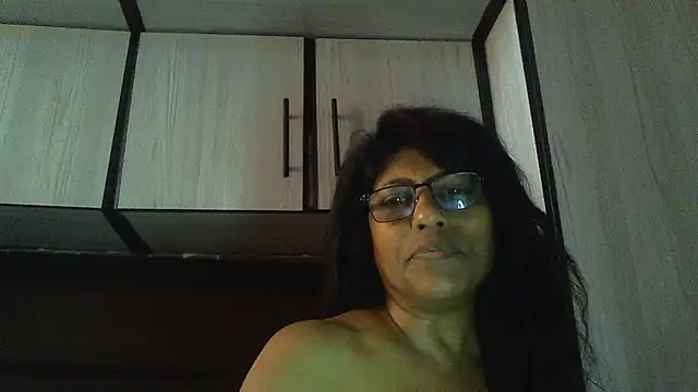 Snapshot of MsAttitude chatting on 01-03-25, 11:14 MsAttitude online show from 01-03-25, 11:14