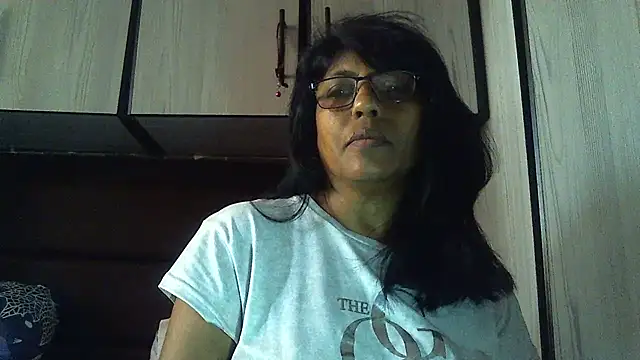Snapshot of MsAttitude chatting on 01-11-25, 11:02 MsAttitude online show from 01-11-25, 11:02
