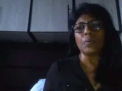 Snapshot of MsAttitude chatting on 01-22-25, 10:18 MsAttitude online show from 01-22-25, 10:18