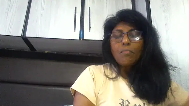 Snapshot of MsAttitude chatting on 02-03-25, 08:57 MsAttitude online show from 02-03-25, 08:57