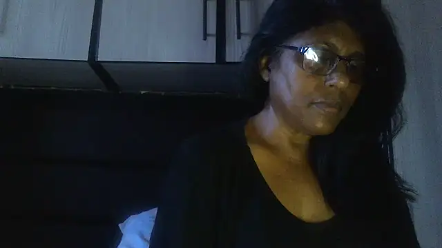 Snapshot of MsAttitude chatting on 02-05-25, 07:39 MsAttitude online show from 02-05-25, 07:39