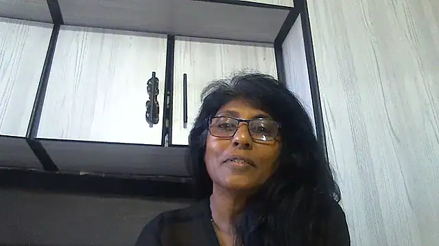 Snapshot of MsAttitude chatting on 02-17-25, 08:19 MsAttitude online show from 02-17-25, 08:19
