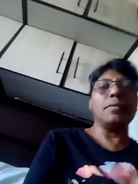Snapshot of MsAttitude chatting on 02-22-25, 08:29 MsAttitude online show from 02-22-25, 08:29