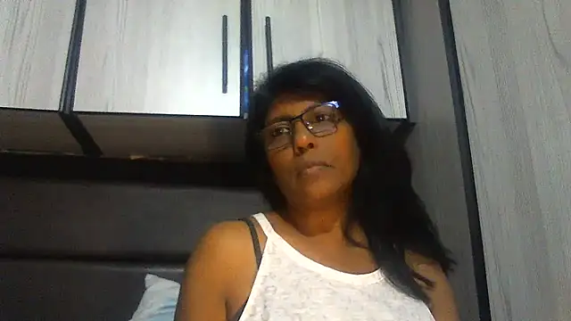 Snapshot of MsAttitude chatting on 03-03-25, 04:56 MsAttitude online show from 03-03-25, 04:56