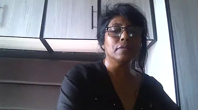 Snapshot of MsAttitude chatting on 03-09-25, 02:21 MsAttitude online show from 03-09-25, 02:21