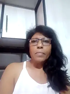 Snapshot of MsAttitude chatting on 03-11-25, 09:56 MsAttitude online show from 03-11-25, 09:56