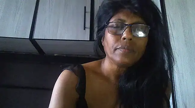 Snapshot of MsAttitude chatting on 03-13-25, 12:02 MsAttitude online show from 03-13-25, 12:02
