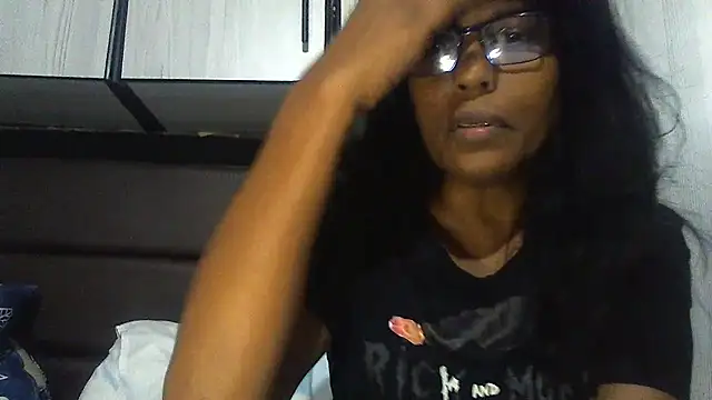 Snapshot of MsAttitude chatting on 03-14-25, 10:05 MsAttitude online show from 03-14-25, 10:05
