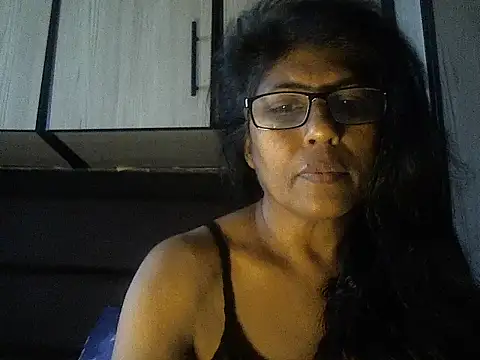 Snapshot of MsAttitude chatting on 09-21-25, 07:21 MsAttitude online show from 09-21-25, 07:21