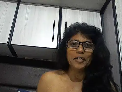 Snapshot of MsAttitude chatting on 09-26-25, 07:01 MsAttitude online show from 09-26-25, 07:01