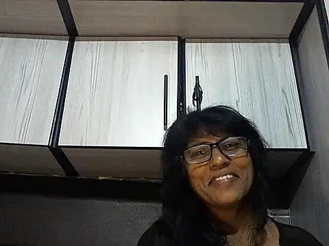 Snapshot of MsAttitude chatting on 10-20-25, 07:20 MsAttitude online show from 10-20-25, 07:20