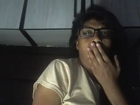 MsAttitude online show from 02-04-26, 10:54