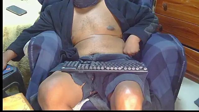 CharlesBlk79  online show from 03-12-26, 06:58