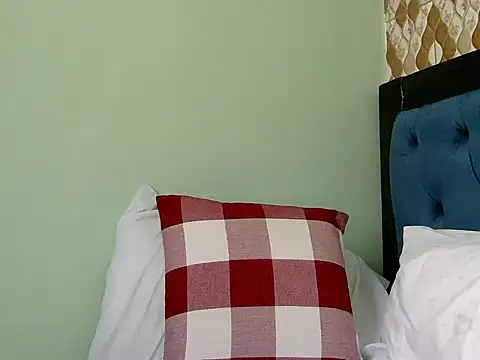 Snapshot of divineass_1 chatting on 06-01-26, 08:38 divineass 1 online show from 06-01-26, 08:38