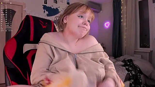 LisaLaas online show from 12-14-24, 01:16