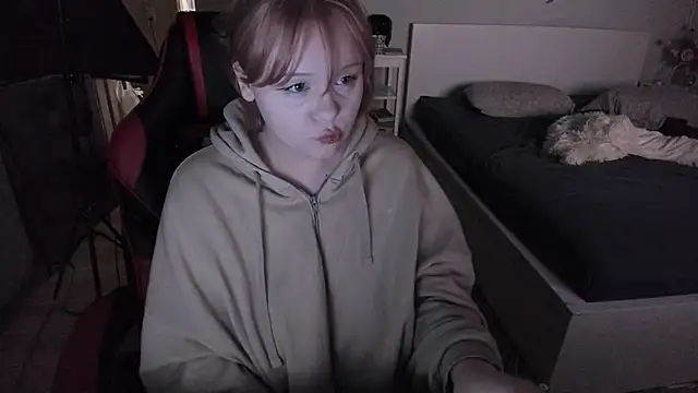 LisaLaas online show from 02-13-25, 08:24