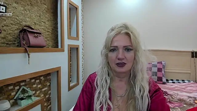 TrueFoxyyy online show from 03-02-25, 02:54