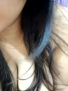 Snapshot of Nia__09 chatting on 02-18-25, 10:14 Nia  09 online show from 02-18-25, 10:14