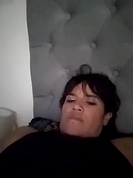 Snapshot of zhayra_rose chatting on 03-03-25, 03:52 zhayra rose online show from 03-03-25, 03:52