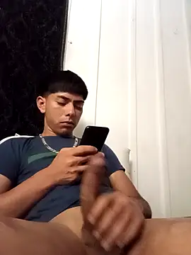 SEBASTHIAN online show from 12-21-25, 05:03