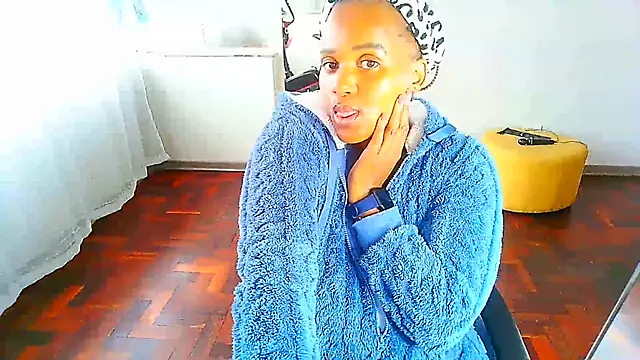 Snapshot of Charlie-Crawford chatting on 02-19-25, 03:38 Charlie-Crawford online show from 02-19-25, 03:38