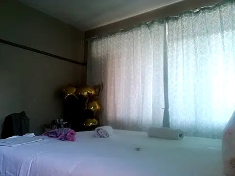 Snapshot of Charlie-Crawford chatting on 10-02-25, 05:03 Charlie-Crawford online show from 10-02-25, 05:03