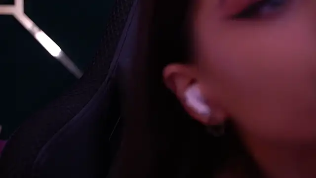 LittleeCutee online show from 01-10-25, 10:17