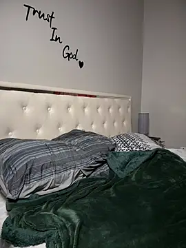 1Topgyal online show from 02-07-26, 10:41