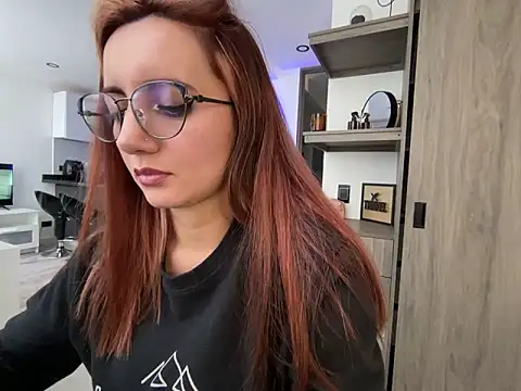 Anny Moore09 online show from 01-29-25, 08:46