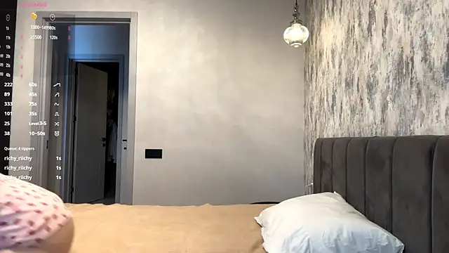 StasyGriffin online show from 04-12-26, 05:01