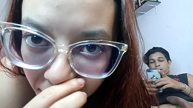 Snapshot of sophieandmarkls chatting on 11-11-25, 02:22 sophieandmarkls online show from 11-11-25, 02:22