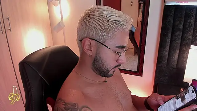 ItsMeEros online show from 09-10-25, 10:32