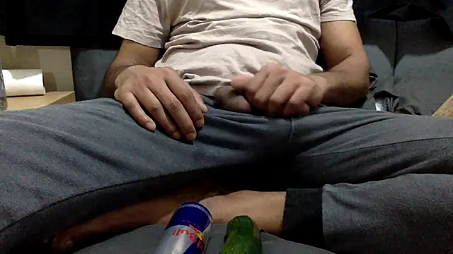CoolBiDude online show from 05-02-26, 06:35