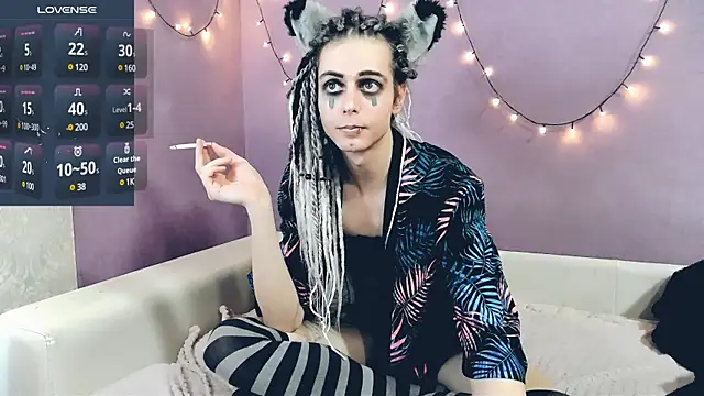 Littlepinkcat online show from 02-12-25, 05:05