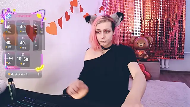 Littlepinkcat online show from 02-22-26, 07:40