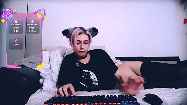 Snapshot of Littlepinkcat chatting on 05-30-26, 12:57 Littlepinkcat online show from 05-30-26, 12:57