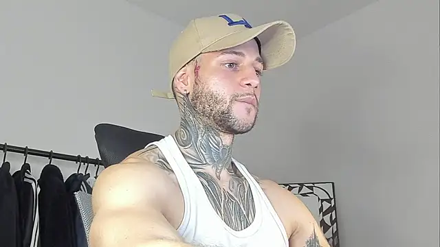  jamesleandros1 online show from 11-07-25, 04:45