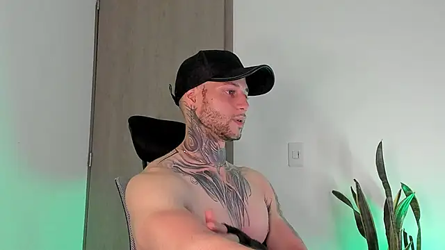  jamesleandros1 online show from 03-01-26, 03:52