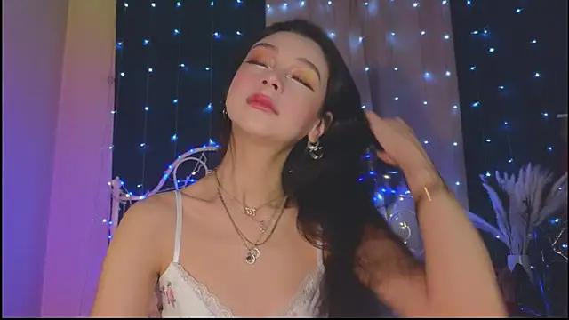 Funny Bunny online show from 03-18-25, 11:42