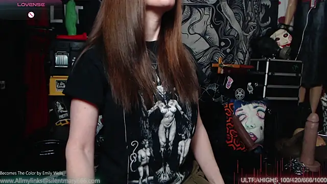 Snapshot of Silentmary chatting on 02-05-25, 09:29 Silentmary online show from 02-05-25, 09:29