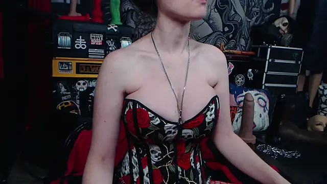 Snapshot of Silentmary chatting on 03-10-25, 12:26 Silentmary online show from 03-10-25, 12:26