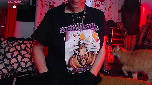 Snapshot of Silentmary chatting on 09-16-25, 05:36 Silentmary online show from 09-16-25, 05:36