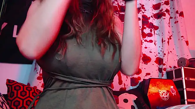 Snapshot of Silentmary chatting on 11-14-25, 01:54 Silentmary online show from 11-14-25, 01:54