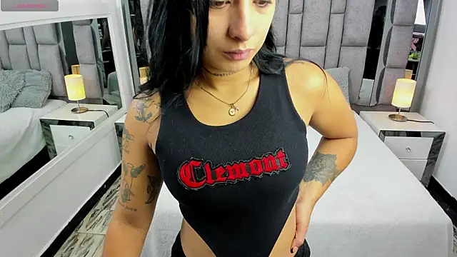 EMMAHILL1 online show from 11-16-25, 11:16