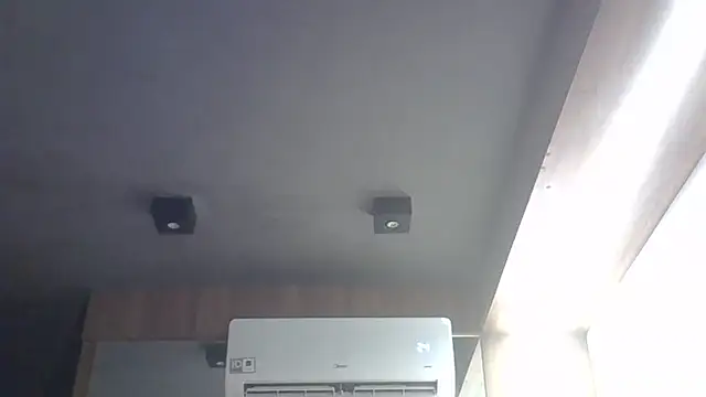 Skinny-Kitten online show from 04-01-26, 01:41