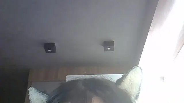 Skinny-Kitten online show from 04-12-26, 03:00