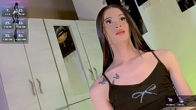 Snapshot of alexia_corleoni chatting on 06-24-26, 10:47 alexia corleoni online show from 06-24-26, 10:47