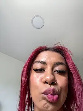 ATENEA SEXXXY online show from 03-16-26, 06:12